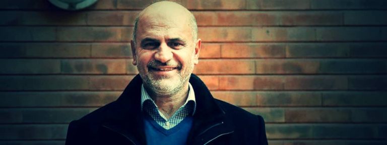 فرشاد مومنی