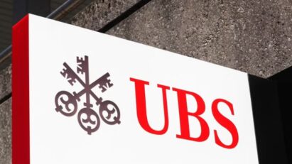 بانک UBS برای طلا عدد جدید داد؛ قیمت به ۵ هزار دلار می‌رسد